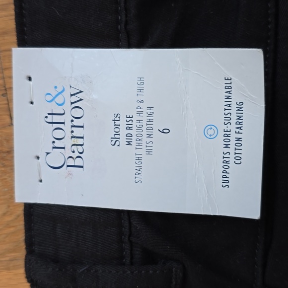 CROFT AND BARROW WOMEN'S BLACK MID-RISE SHORTS SIZE 6 - Picture 7 of 15